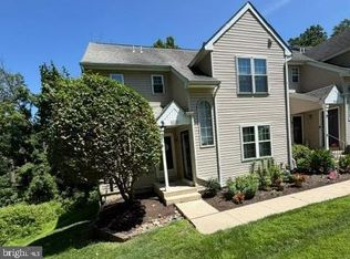 400 Derry Dr #400, Aston, PA 19014