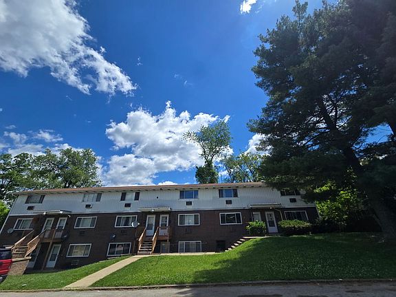 2nd image of 305 Aqua Ct #2