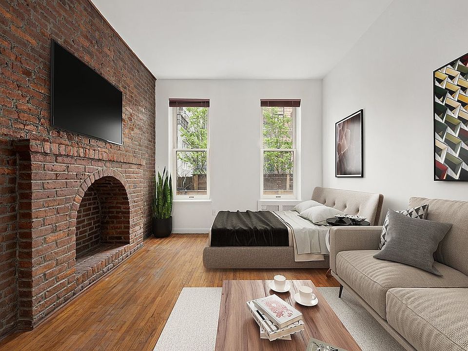 1st image of 333 W 21st Street Row