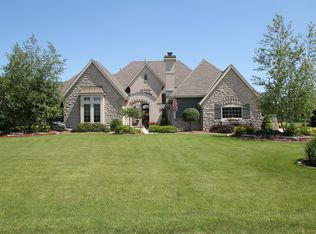 N39W23608 Grey Fox Ct, Pewaukee, WI 53072