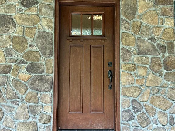 4th image of 4234 Fernrock Ln