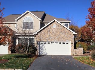 23 Pine Valley Rd, Livingston, NJ 07039
