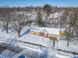 540 W 2nd St, Reedsburg, WI 53959