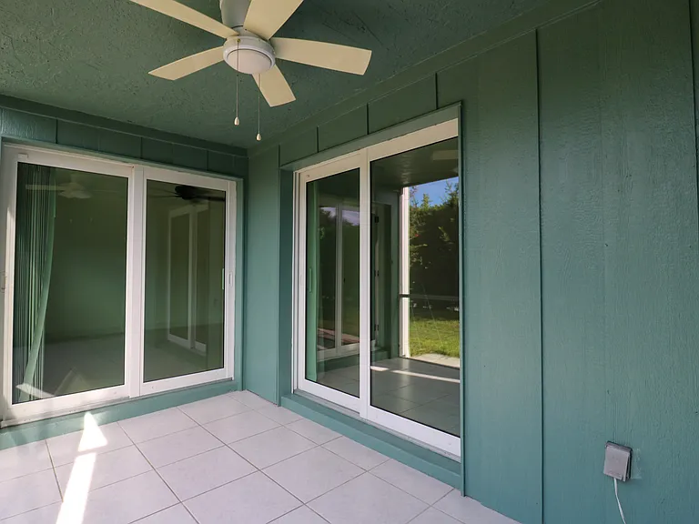 Cypress Way E — Photo 25
