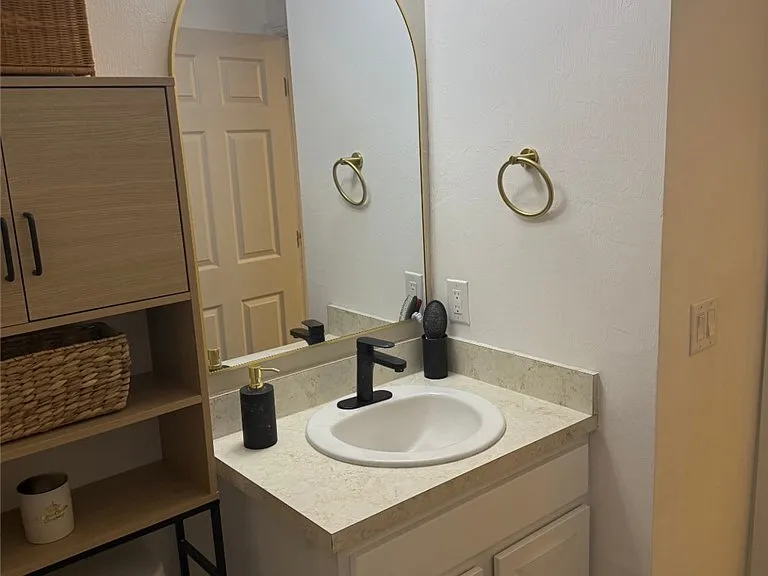 3192 Estancia Ln — Photo 12