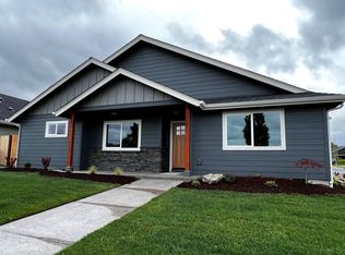 2569 SW Elmer Nelson Ln, Grants Pass, OR 97527