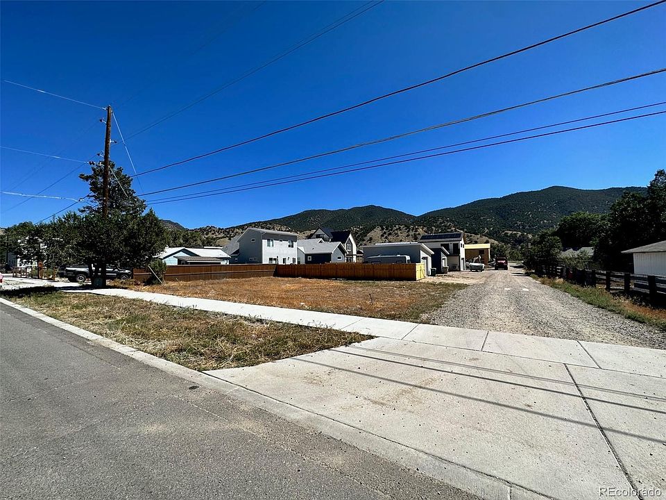 1st image of 843 Scott Street LOT 2
