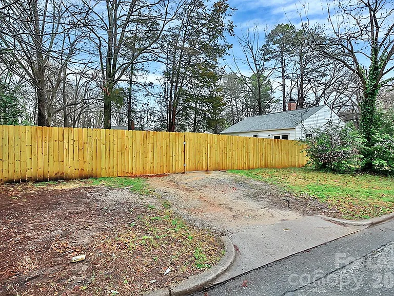 601 N Ransom St — Photo 18
