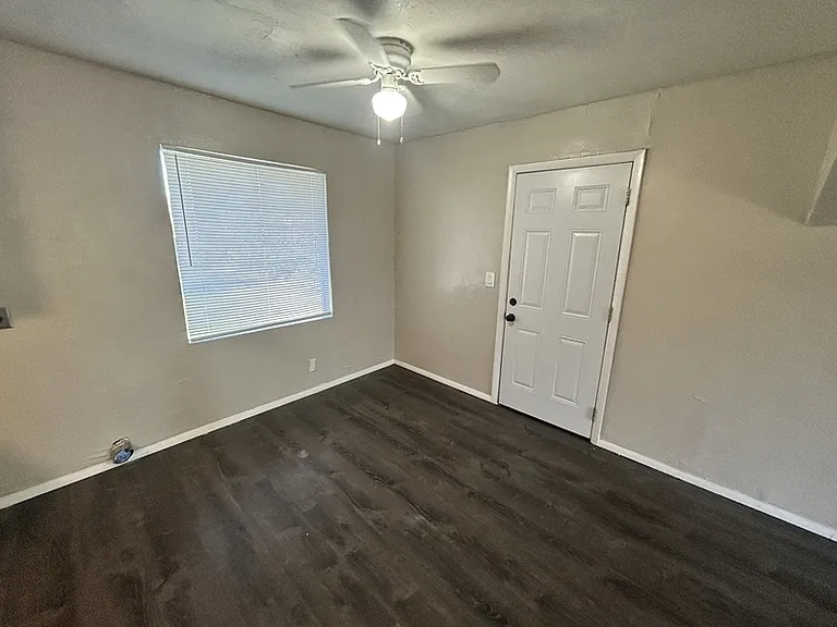 5510 N Johnstown Ave — Photo 2