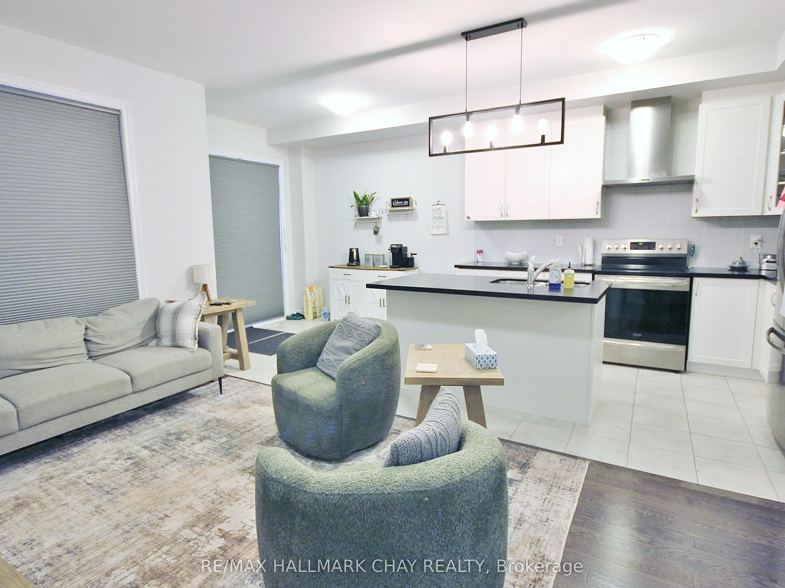 3 bed, $2,700 — Photo 4