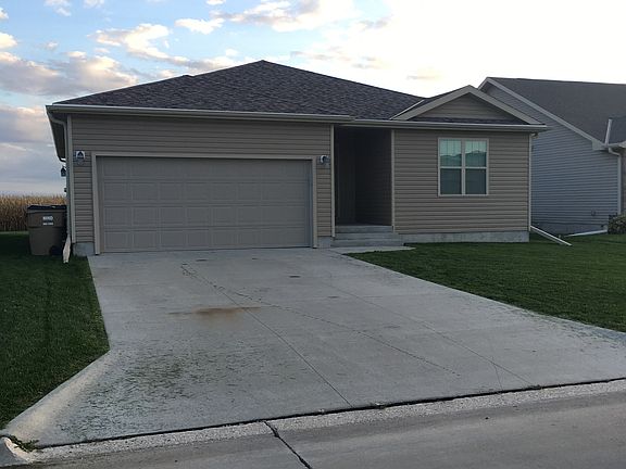 2nd image of 1820 Wedeking Ct