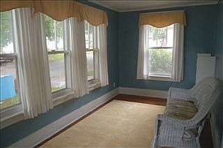 4th image of 7 Carolina Ave
