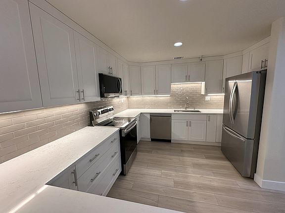 2nd image of 560 E South Temple APT 506