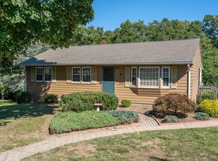 1075 Overlook Dr, Palmer, MA 01069