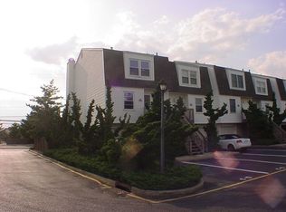 310 Easy St, Mantoloking, NJ 08738