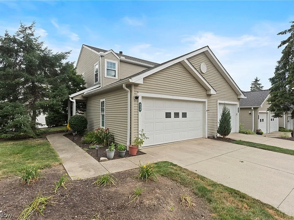 838 Overlook Ridge Dr #838