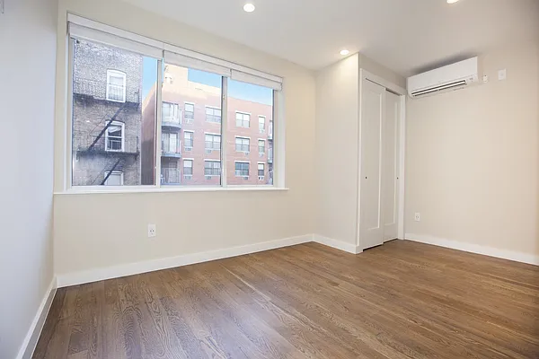 Rented by REAL New York | media 9