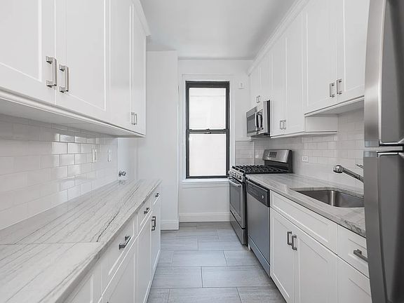 2nd image of 222 W 83rd St APT 9G