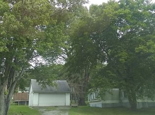 5464 Jimtown Rd, East Palestine, OH 44413