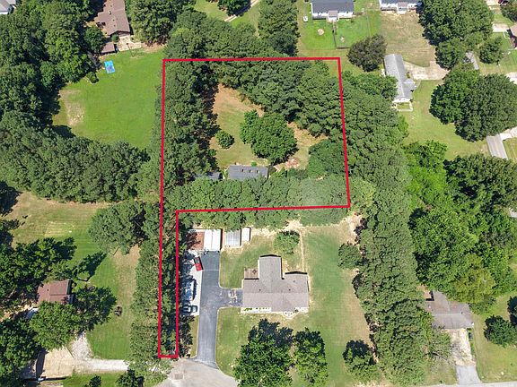 2nd image of 507 Edwardian Ln