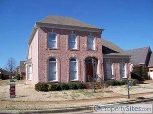 1217 Cordova Green Dr, Cordova, TN 38018