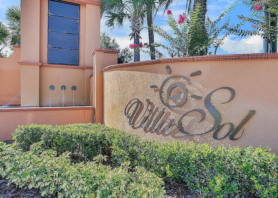 1st image of 3011 Siesta View Dr