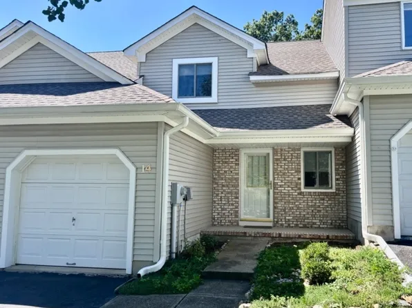 14 Pale Star Ct, Hardyston Twp., NJ 07419