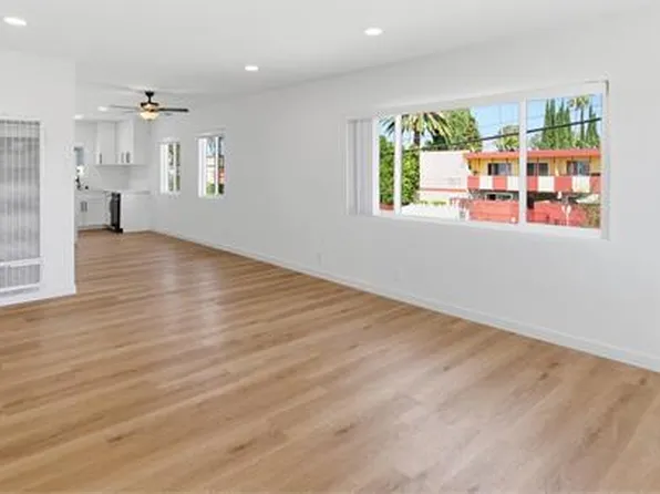 7305 Variel Ave #F, Canoga Park, CA 91303