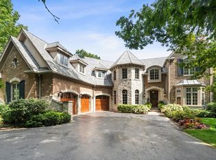 2239 Sheridan Rd, Highland Park, IL 60035