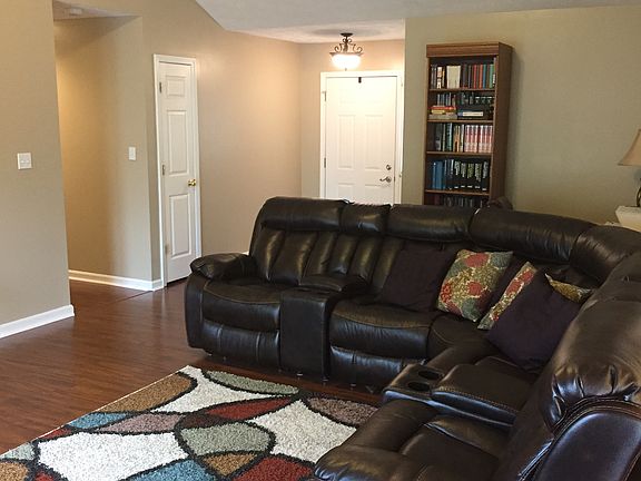 3rd image of 4606 Sonoma Ct