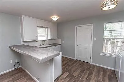 Building Photo - 224 Gurley Ln