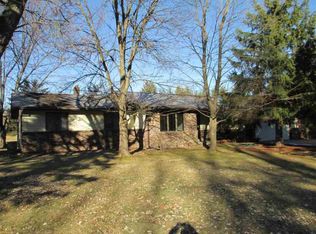 8034 Lake Rd, Stevens Point, WI 54482