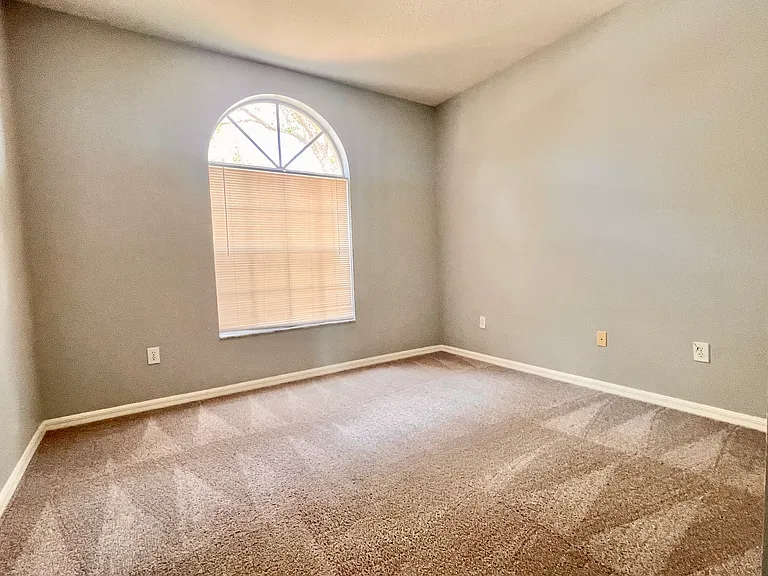 24652 Portofino Dr — Photo 11