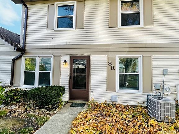 2nd image of 8 Fernwood Dr #8R