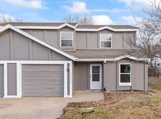 16104 W 141st Ter, Olathe, KS 66062