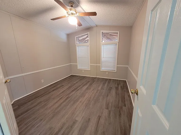 179 Family Cir — Photo 11