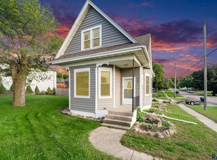 201 Nidaros Ave, Baltic, SD 57003