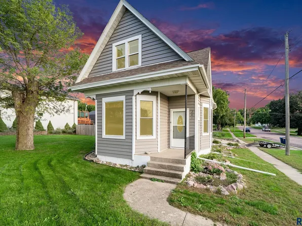 201 Nidaros Ave, Baltic, SD 57003