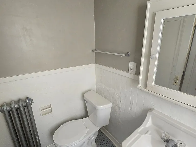 2517 Golden Valley Rd #102 — Photo 5