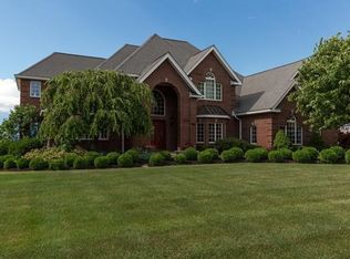 10 Carmel Hts, Wappingers Falls, NY 12590