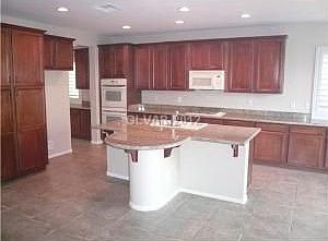 3rd image of 8824 Casa Colina Ct
