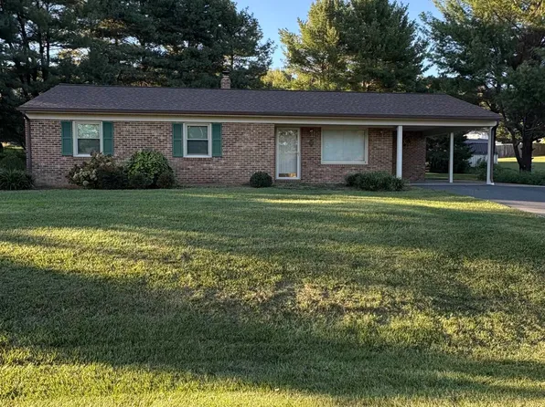 55 Valley View Ave, Mount Sidney, VA 24467
