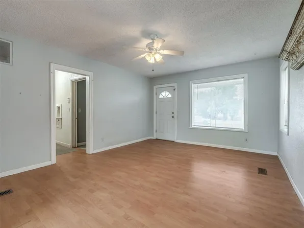 3525 NW 18th St, Oklahoma City, OK 73107