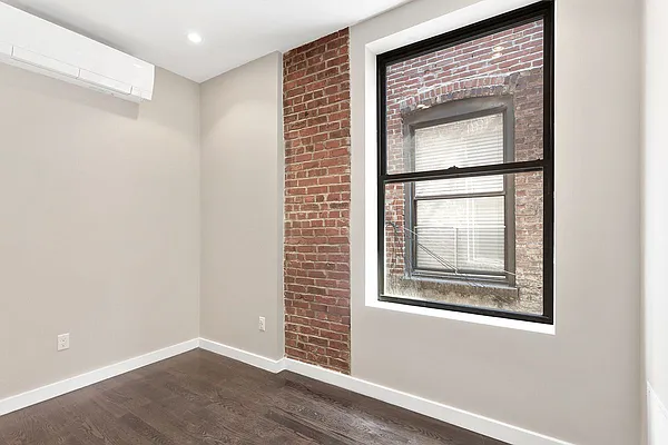 Rented by Cooper & Cooper Real Estate | media 6