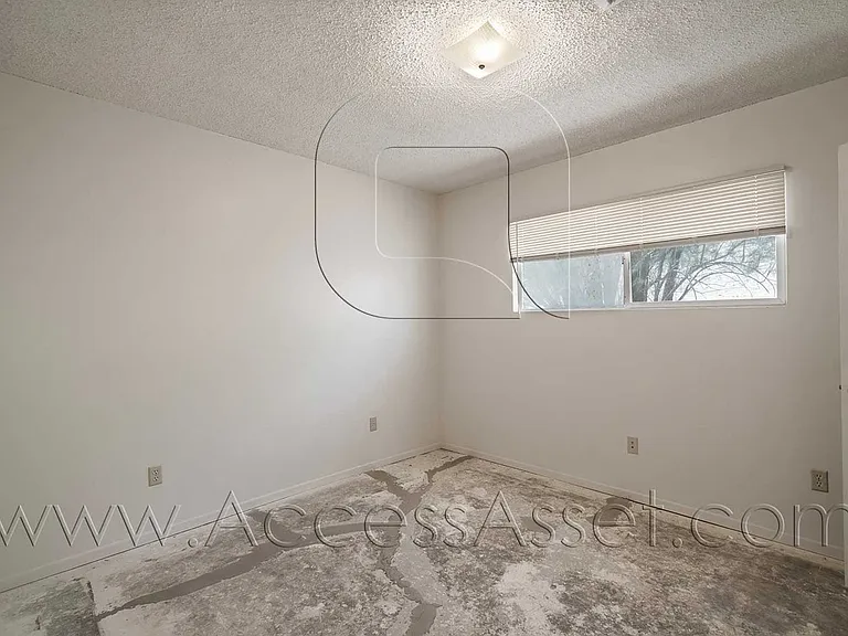 18499 Shay Rd #1 — Photo 17