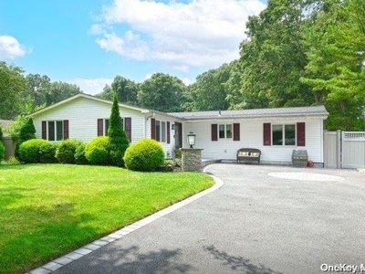 170 6th Avenue, Holtsville, NY, 11742