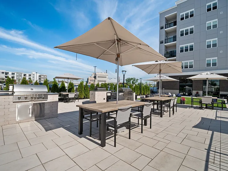 668A Avenue E #302 — Photo 7