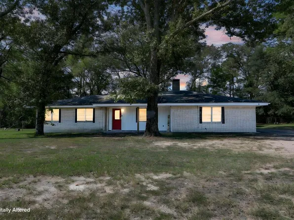11774 S Us Highway 69, Huntington, TX 75949