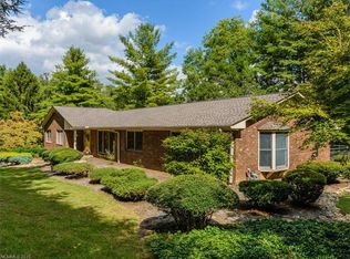 54 Carver Dr, Fletcher, NC 28732