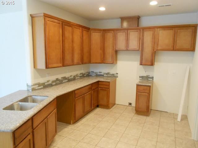2nd image of 3817 SE 115th Ave